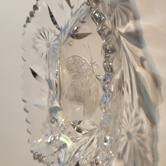 Vintage Etched Crystal Glass Small Dish - Butterfly and Flowers - 1" deep - Picture 5 of 8